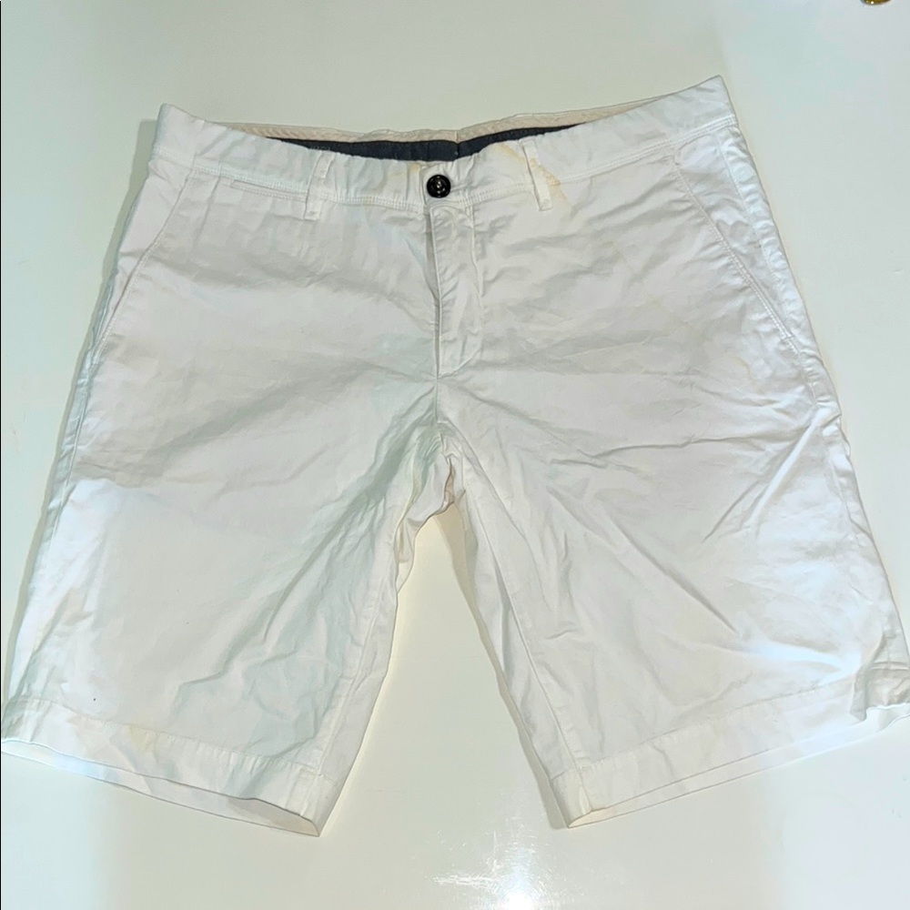 Moncler 1952 Pantalone Bermuda Shorts, Italian Luxury, White, Size 🇮🇹 50 / 🇺🇸 L